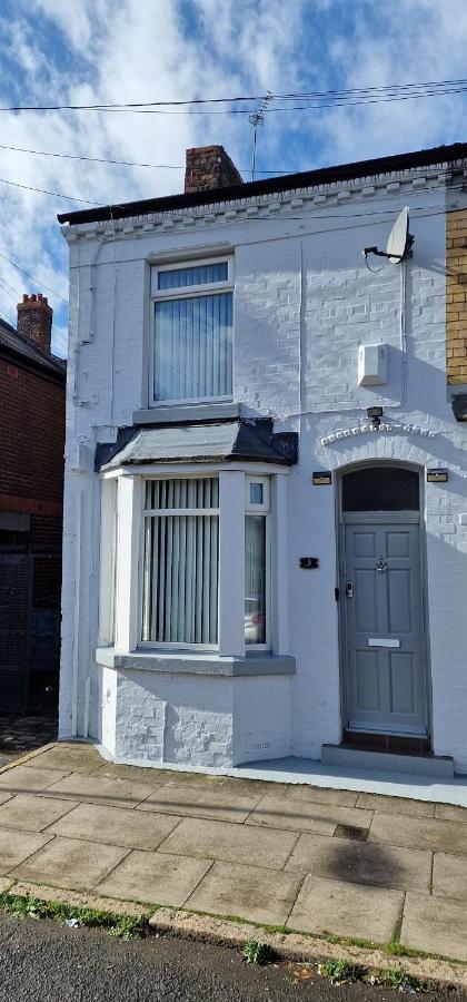 3 Double Bed Brittania Styled Central Home Near Lfc Sleeps 6 With Free Business Super Fast Fibre Broadband Liverpool Esterno foto