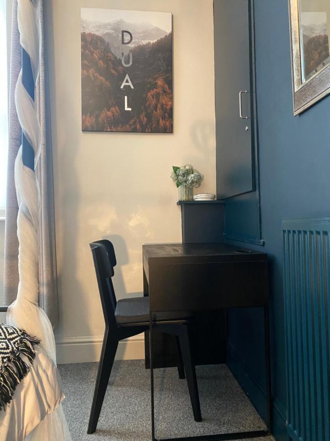 3 Double Bed Brittania Styled Central Home Near Lfc Sleeps 6 With Free Business Super Fast Fibre Broadband Liverpool Esterno foto